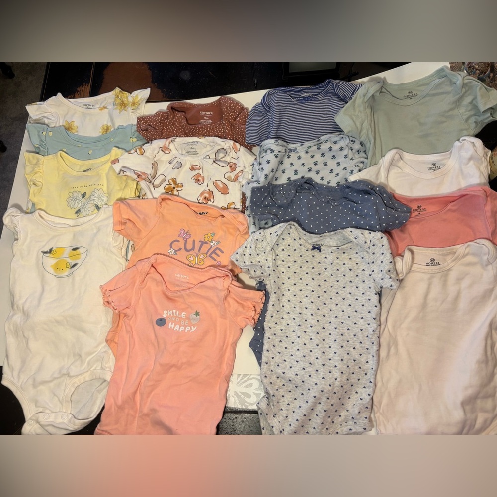 Lot of 16 ea Carter's Onesies Blue, White Polka Dot Floral & Heart Onesie Set
